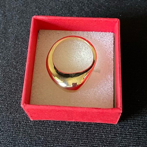 Jewelry - GOLD TONE DOME RING SIZE 6-6.5    NEW IN GIFT BOX.